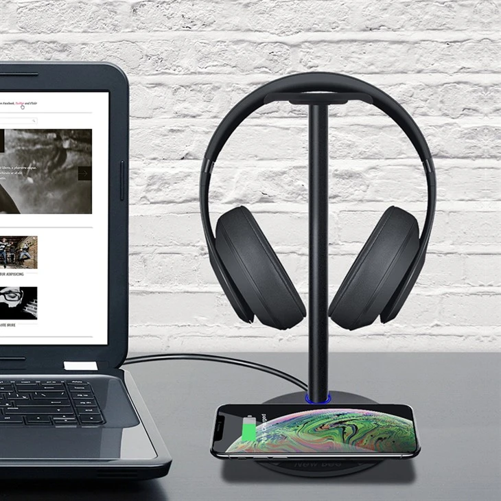 Aluminum Headphone Stand with Wireless Charger Aluminum Headphone Stand with Wireless Charger
